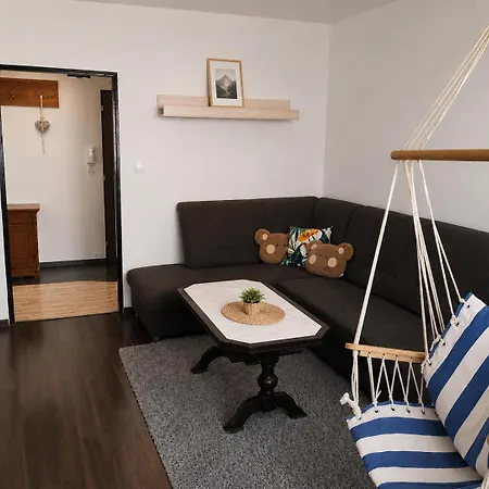 Rodinný 3i Apartmán, 75m2, 4x Balkón, Free Parking Apartman Besztercebánya