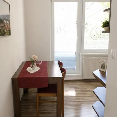 Ruzova - 75m2 - Parking - Family Friendly Apartament